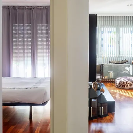 Abora Garden With Terrace, Pool, Extensive Gardens And Free Parking Apartamento