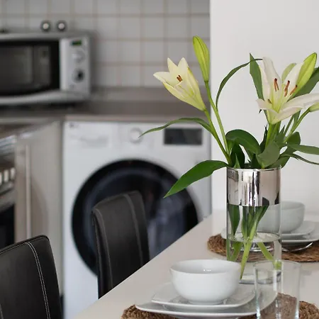 Apartamento Abora Garden With Terrace, Pool, Extensive Gardens And Free Parking