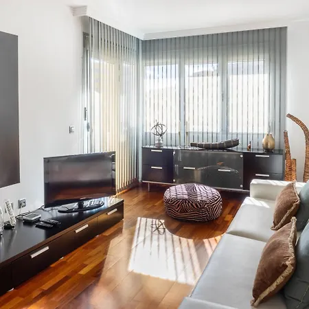 Apartamento Abora Garden With Terrace, Pool, Extensive Gardens And Free Parking