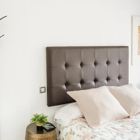 Abora Garden With Terrace, Pool, Extensive Gardens And Free Parking Apartamento