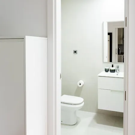 Abora Garden With Terrace, Pool, Extensive Gardens And Free Parking Apartamento *