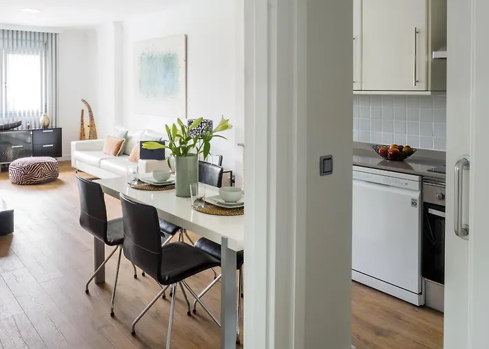 Abora Garden With Terrace, Pool, Extensive Gardens And Free Parking * 大加那利岛拉斯帕尔马斯